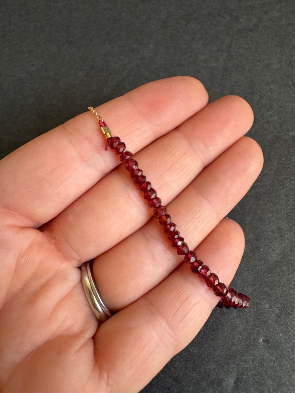 Garnet Red Beaded Bracelet Dainty Gold Tone Chain Maroon Bead 8.25" - Picture 7 of 9
